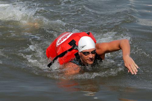 Ryan Lochte Goes To Extraordinary Lengths