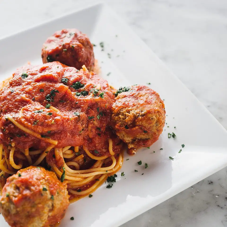 Sapori Ristorante Spaghetti & Meatballs