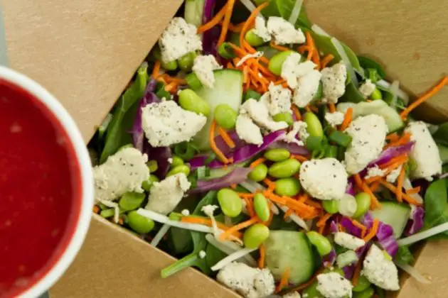 Grabbagreen Salad And Beet Juice Combo
