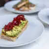 Bello Toast All’Avocado Burger Biscuits