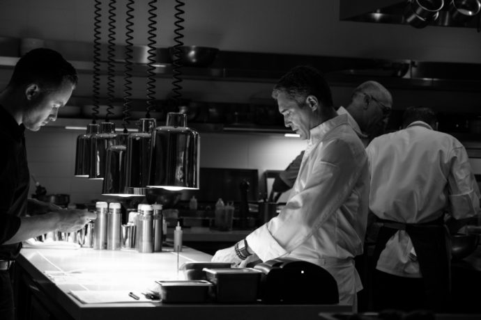 Knife Pleat 3 Chefs Market