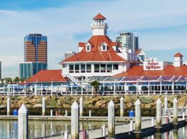 Parkers' Lighthouse Now Open