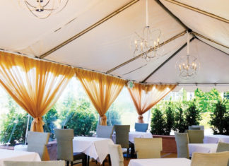 Fleming's Steakhouse Patio